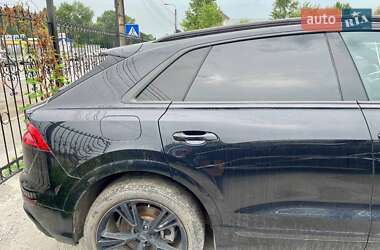 Внедорожник / Кроссовер Audi Q8 2018 в 