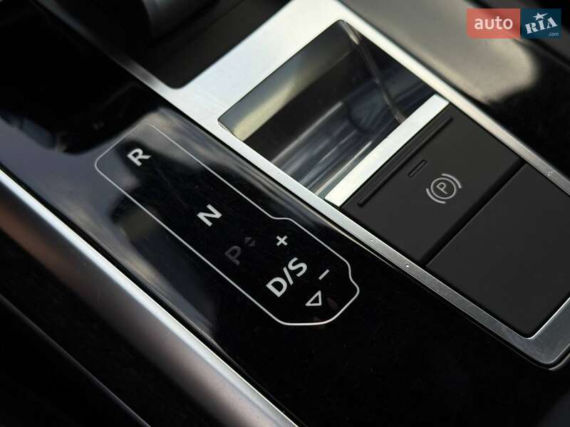 Внедорожник / Кроссовер Audi Q8 2018 в Кривом Роге