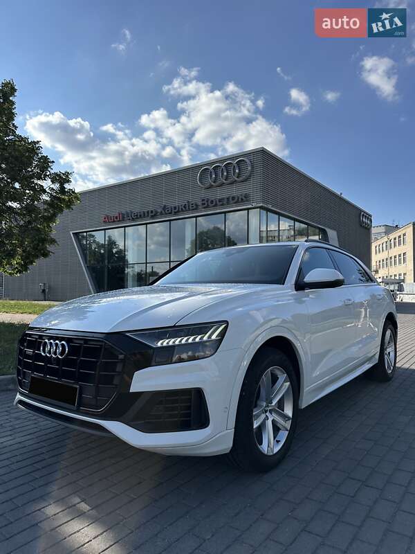Позашляховик / Кросовер Audi Q8 2019 в Києві