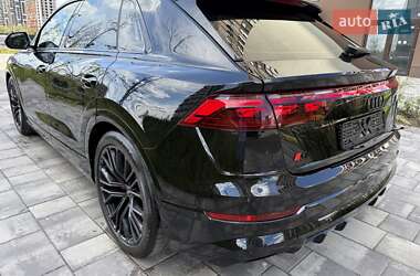Внедорожник / Кроссовер Audi Q8 2024 в 
