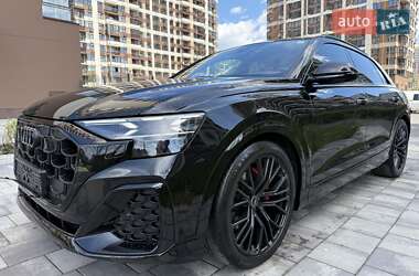 Внедорожник / Кроссовер Audi Q8 2024 в 