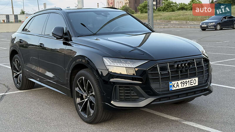 Audi Q8 2021