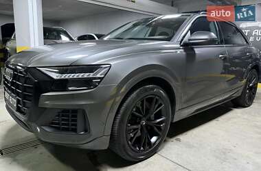 Внедорожник / Кроссовер Audi Q8 2019 в 