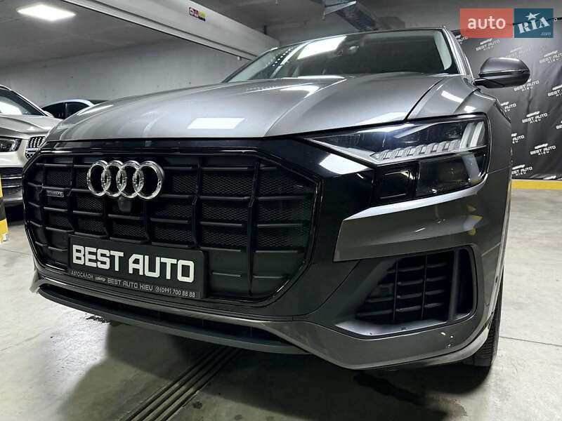 Позашляховик / Кросовер Audi Q8 2019 в Києві