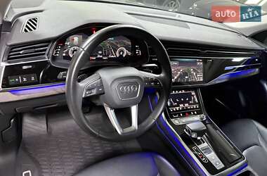 Внедорожник / Кроссовер Audi Q8 2019 в 