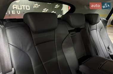 Внедорожник / Кроссовер Audi Q8 2019 в 