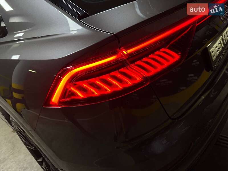 Позашляховик / Кросовер Audi Q8 2019 в Києві
