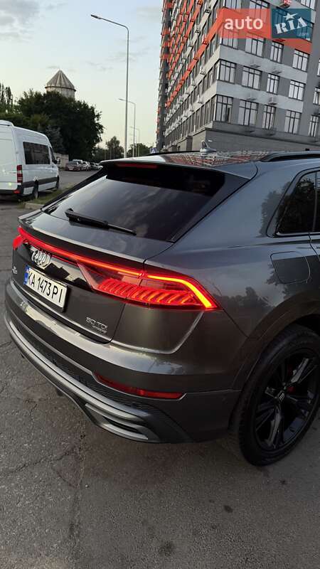 Внедорожник / Кроссовер Audi Q8 2018 в Киеве