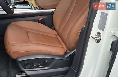 Внедорожник / Кроссовер Audi Q8 2024 в 