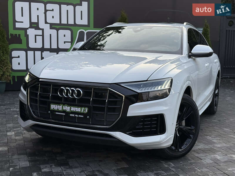 Внедорожник / Кроссовер Audi Q8 2023 в Киеве