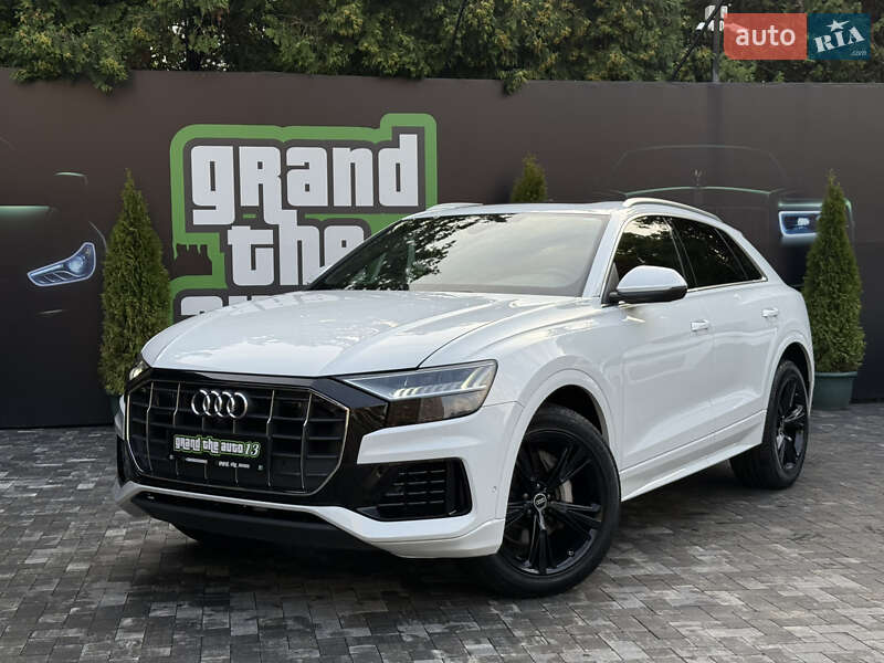 Внедорожник / Кроссовер Audi Q8 2023 в Киеве