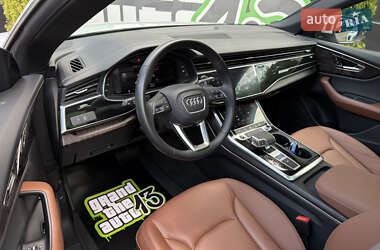 Внедорожник / Кроссовер Audi Q8 2023 в 
