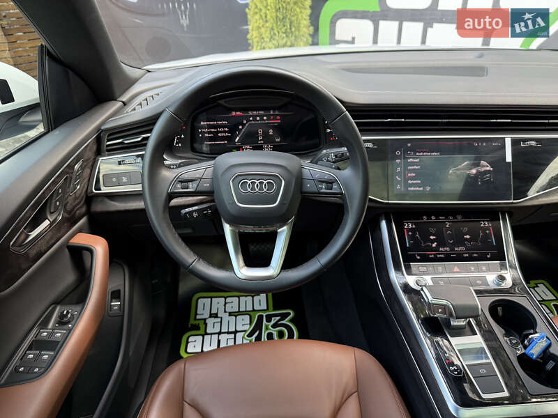Внедорожник / Кроссовер Audi Q8 2023 в Киеве