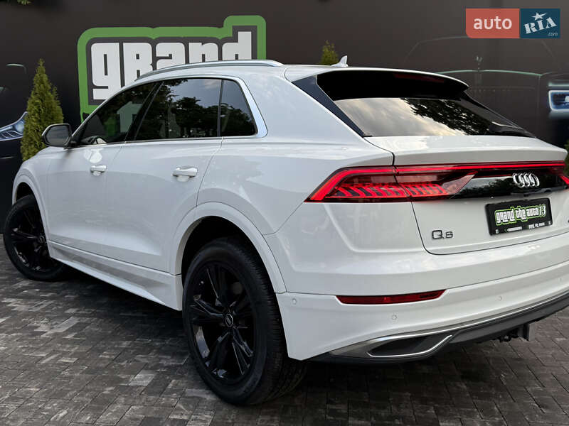 Внедорожник / Кроссовер Audi Q8 2023 в Киеве