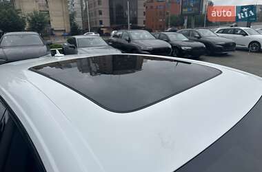Внедорожник / Кроссовер Audi Q8 2021 в 