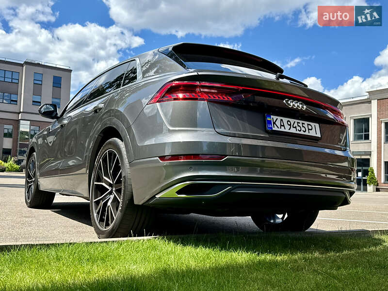 Позашляховик / Кросовер Audi Q8 2019 в Києві