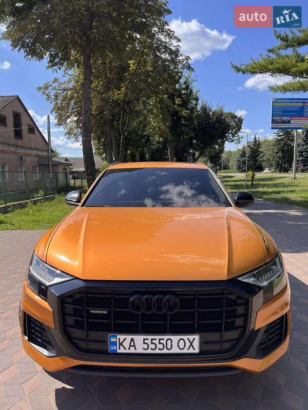 Внедорожник / Кроссовер Audi Q8 2020 в Лубнах