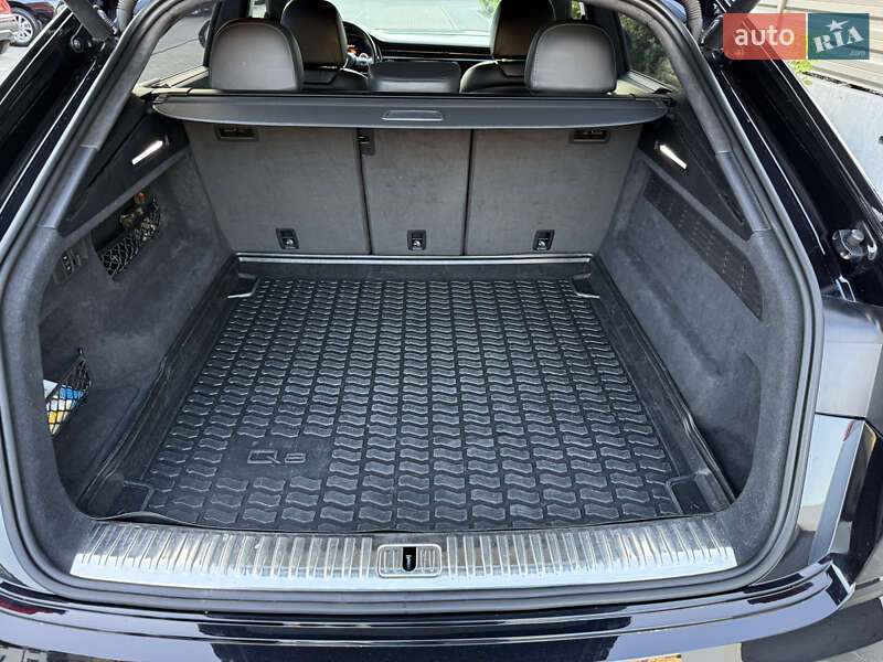 Внедорожник / Кроссовер Audi Q8 2019 в Черкассах