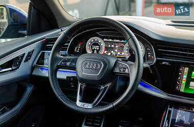 Внедорожник / Кроссовер Audi Q8 2019 в 