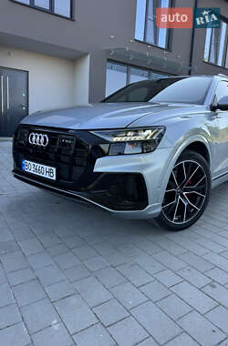 Внедорожник / Кроссовер Audi Q8 2023 в 