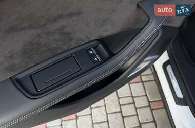 Внедорожник / Кроссовер Audi Q8 2020 в 