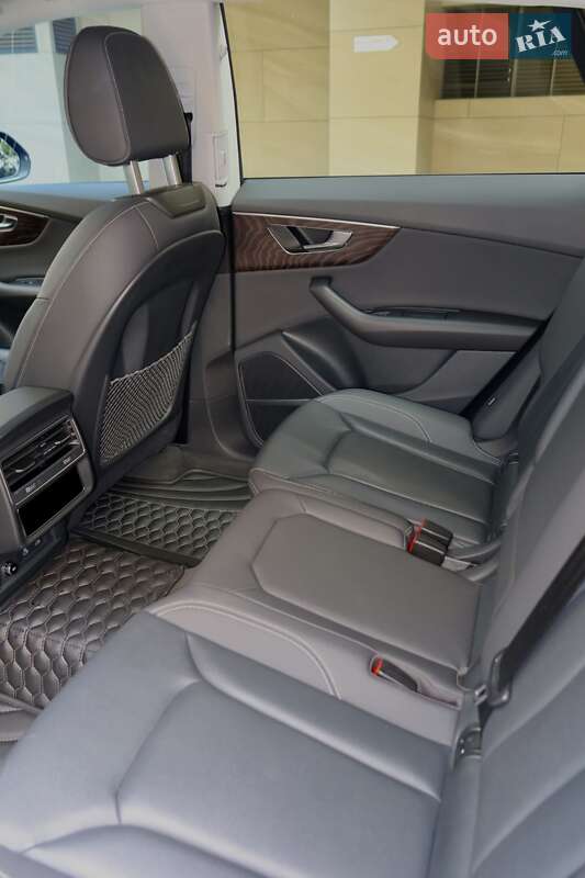 Внедорожник / Кроссовер Audi Q8 2022 в Львове фото 22 Внедорожник / Кроссовер Audi Q8 2022 в Львове