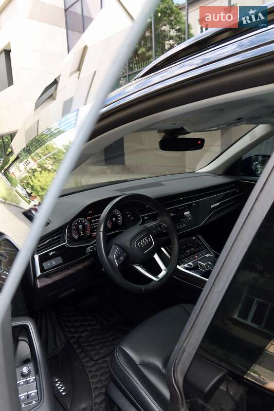 Внедорожник / Кроссовер Audi Q8 2022 в Львове фото 23 Внедорожник / Кроссовер Audi Q8 2022 в Львове