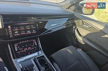 Внедорожник / Кроссовер Audi Q8 2019 в 