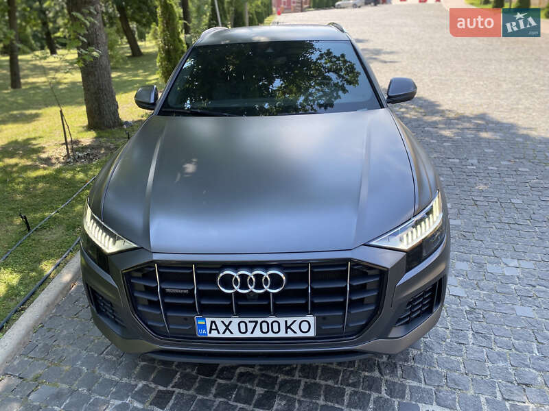 Внедорожник / Кроссовер Audi Q8 2020 в Киеве