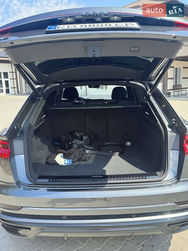 Внедорожник / Кроссовер Audi Q8 2020 в Виннице
