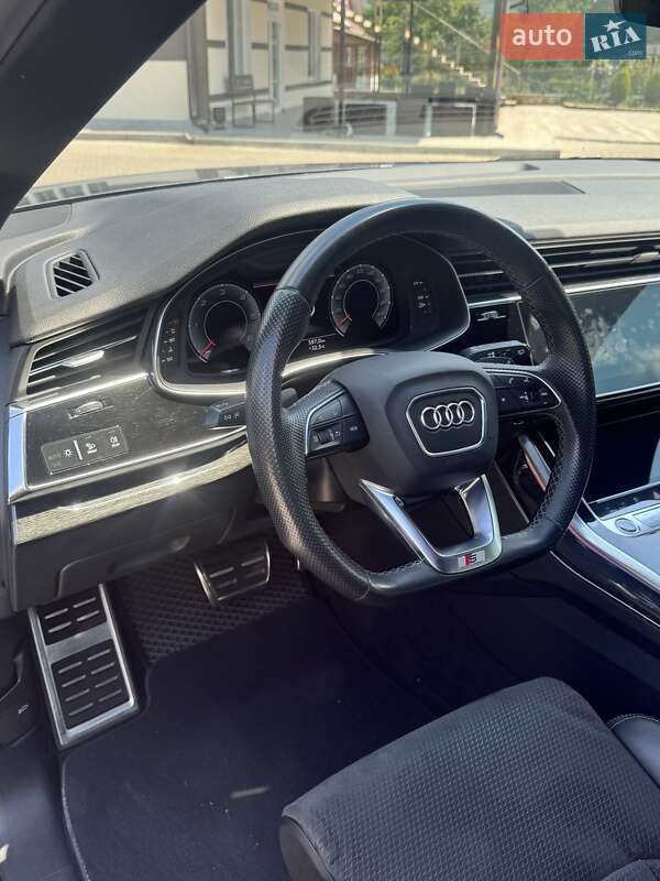 Внедорожник / Кроссовер Audi Q8 2020 в Виннице