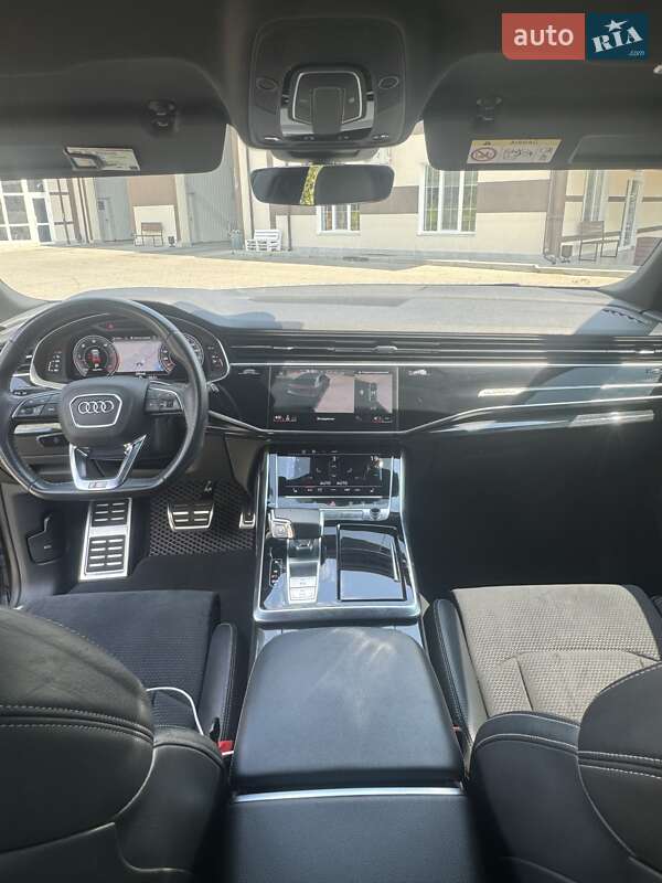 Внедорожник / Кроссовер Audi Q8 2020 в Виннице