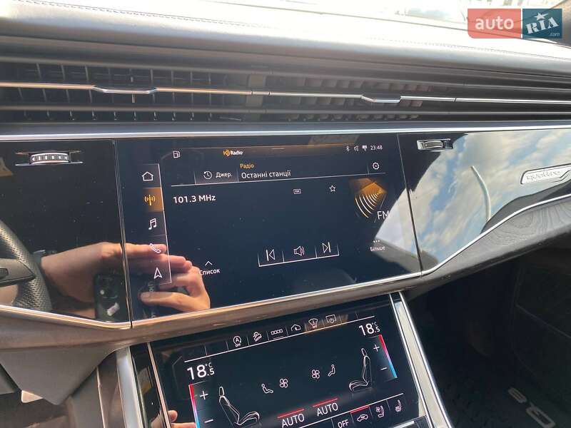 Внедорожник / Кроссовер Audi Q8 2021 в Львове