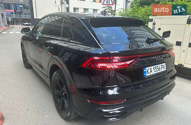 Позашляховик / Кросовер Audi Q8 2018 в 