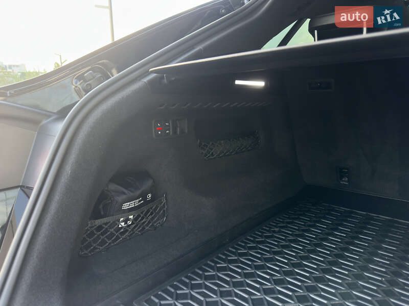 Внедорожник / Кроссовер Audi Q8 2021 в Днепре фото 40 Внедорожник / Кроссовер Audi Q8 2021 в Днепре