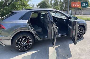 Внедорожник / Кроссовер Audi Q8 2020 в 