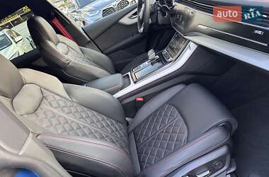 Внедорожник / Кроссовер Audi Q8 2024 в 