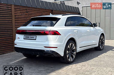 Внедорожник / Кроссовер Audi Q8 2024 в 