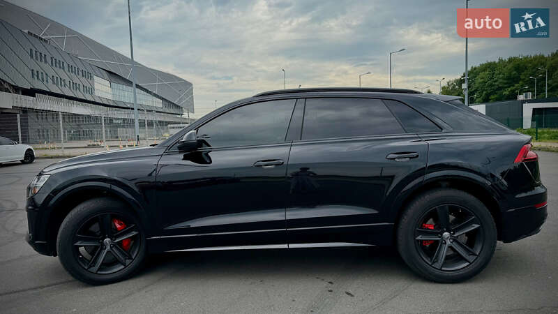 Внедорожник / Кроссовер Audi Q8 2018 в Шептицькому