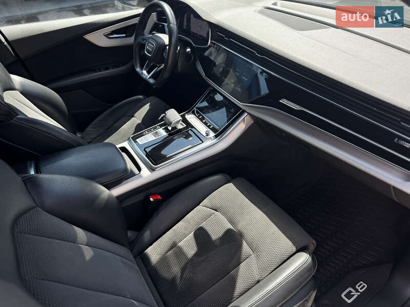 Внедорожник / Кроссовер Audi Q8 2020 в Житомире