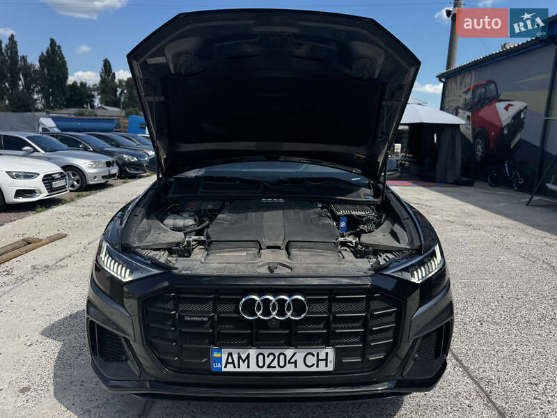 Внедорожник / Кроссовер Audi Q8 2020 в Житомире