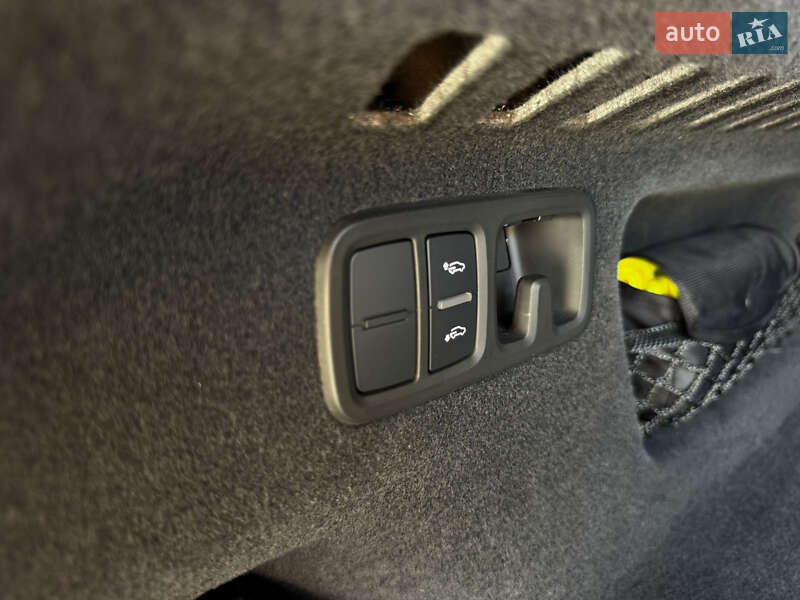 Внедорожник / Кроссовер Audi Q8 2020 в Житомире