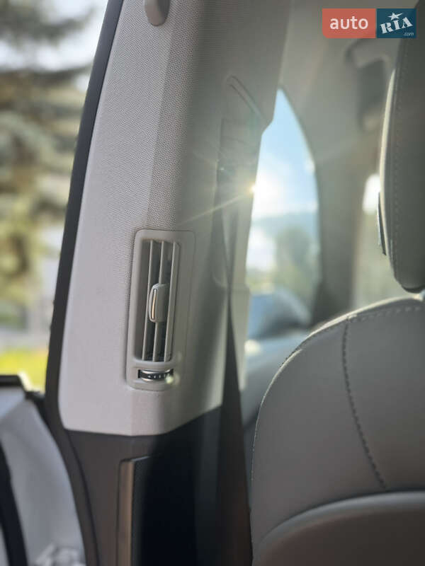 Внедорожник / Кроссовер Audi Q8 2018 в Киеве