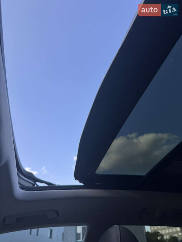 Внедорожник / Кроссовер Audi Q8 2018 в Киеве