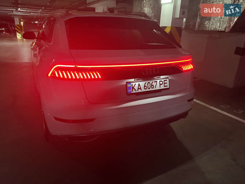 Внедорожник / Кроссовер Audi Q8 2018 в Киеве