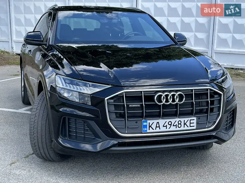Audi Q8