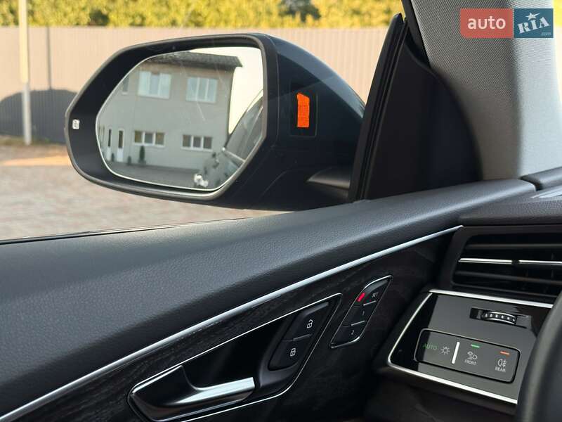 Внедорожник / Кроссовер Audi Q8 2021 в Луцке фото 37 Внедорожник / Кроссовер Audi Q8 2021 в Луцке