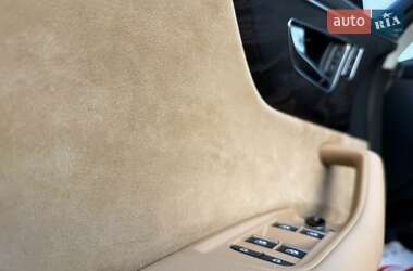 Внедорожник / Кроссовер Audi Q8 2021 в 