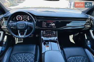 Внедорожник / Кроссовер Audi Q8 2018 в 