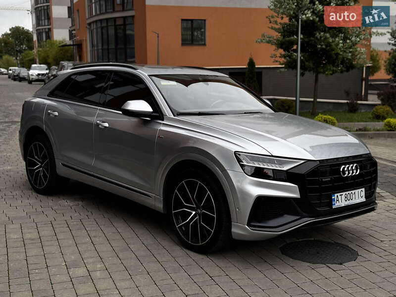 Внедорожник / Кроссовер Audi Q8 2020 в Ивано-Франковске